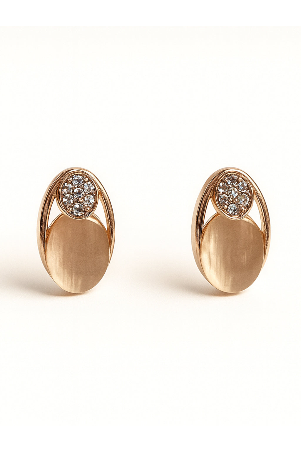 Jewello trendy rose gold plated oval shape design with light white stone stud pendant chain set for women and girls.