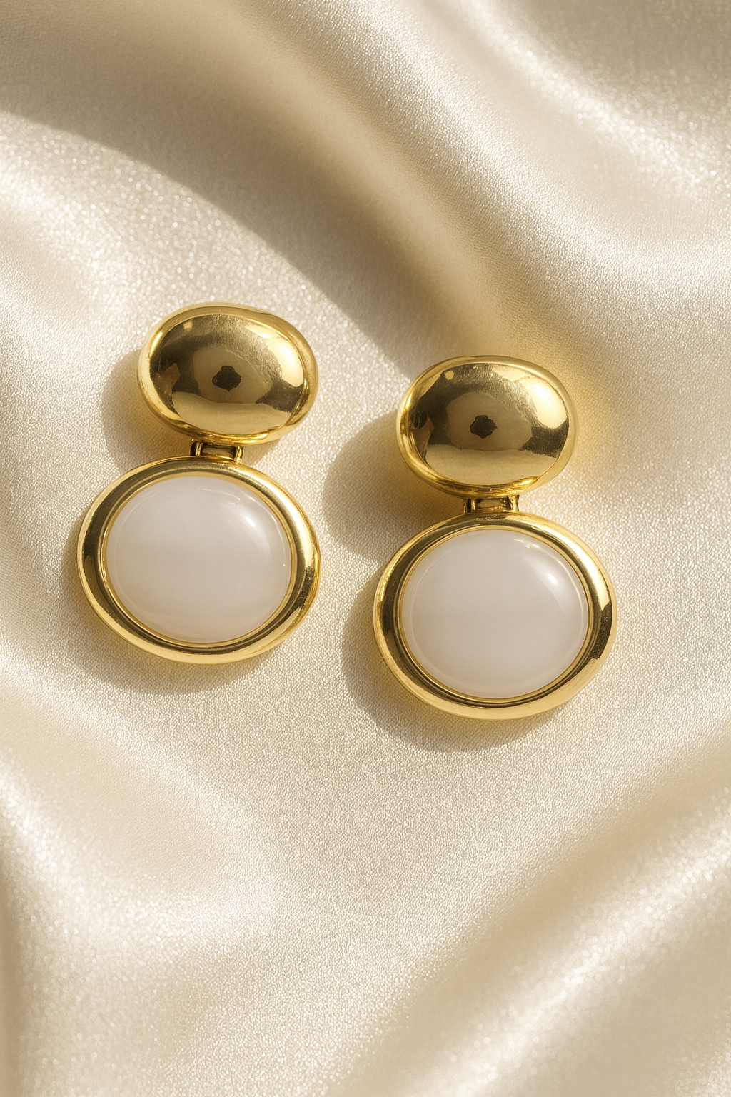 Jewello trendy gold-plated oval design with stone stud anti tarnish dangle Korean earring for women and girls.