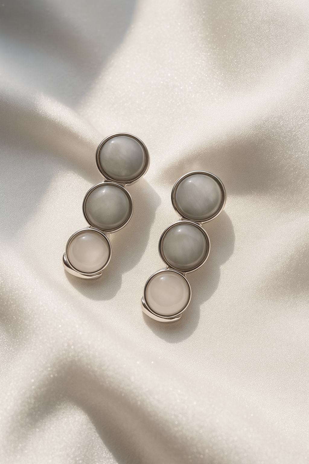 Jewello trendy silver-plated white stone stud anti tarnish Korean earring for women and girls.