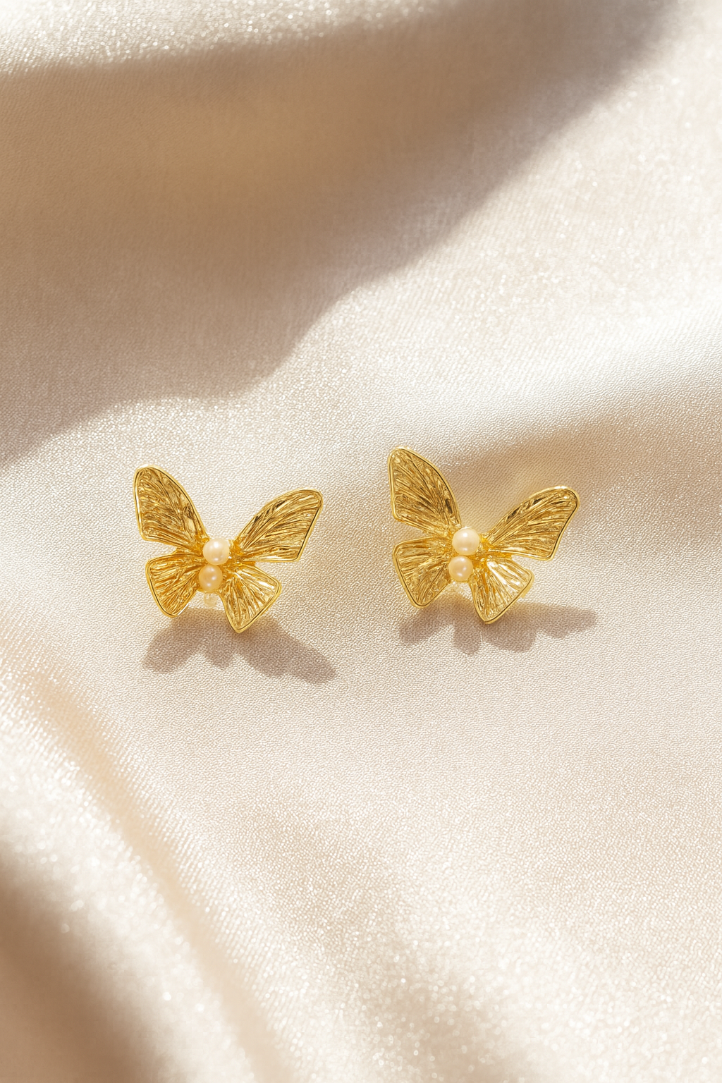 Jewello elegant sterling gold plated butterfly design anti tarnish Korean earring for women and girls.