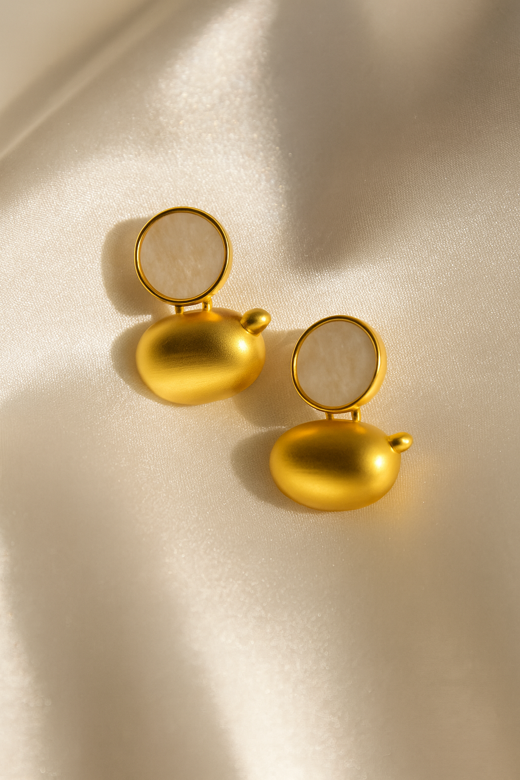 Jewello fancy gold plated anti tarnish Korean earring f for women and girls.