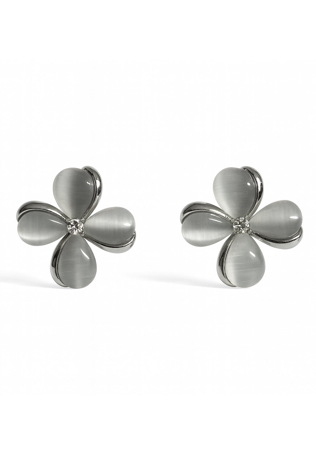 Jewello stylish silver-plated floral design with white stone stud pendant chain set for women and girls.