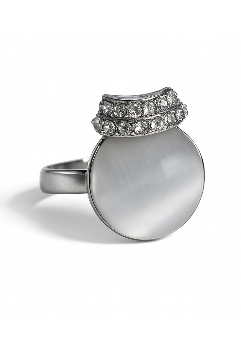 Jewello elegant silver-plated round shape design with white stone stud pendant chain set for women and girls.