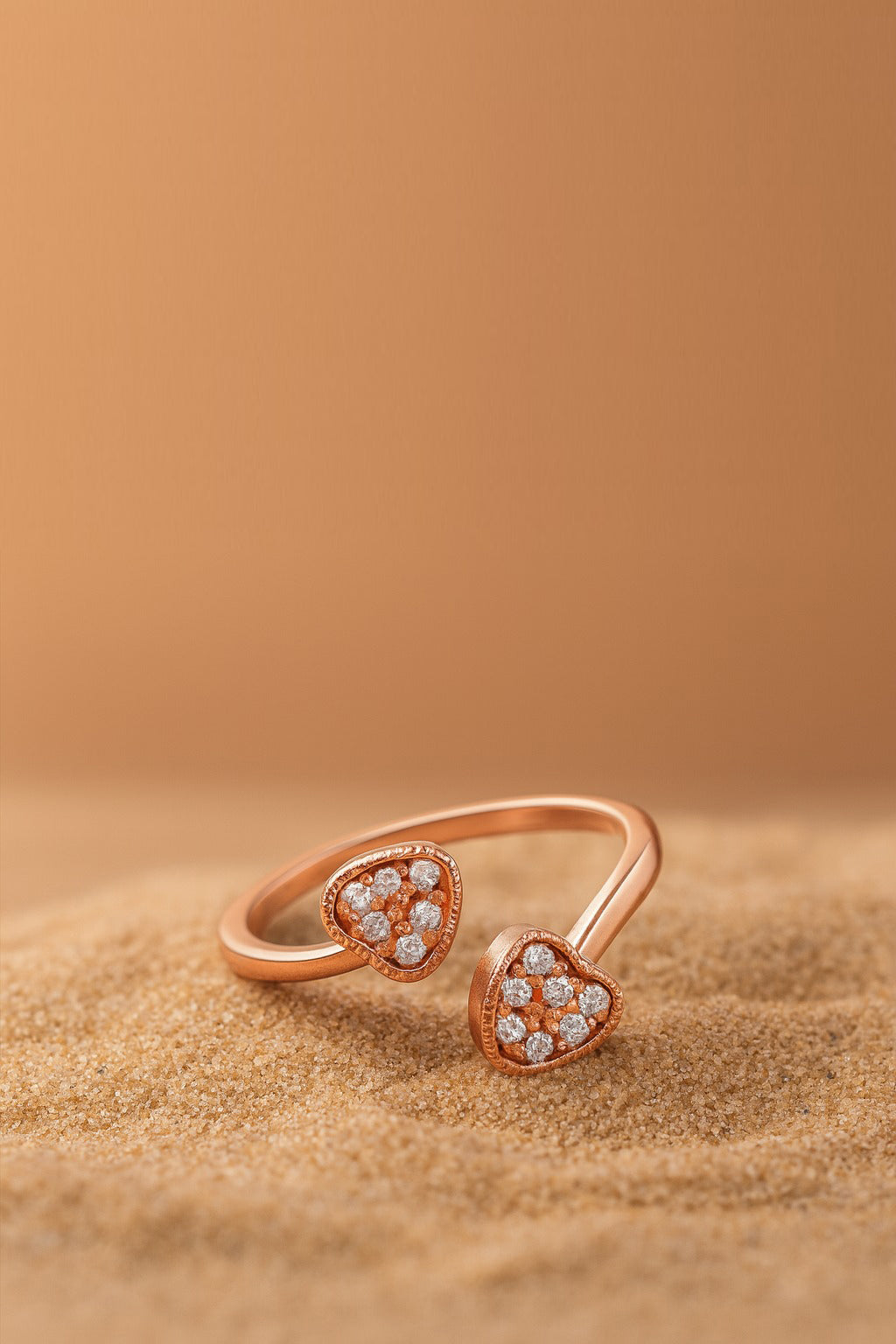 Jewello rose gold plated and studded American diamond illuminating adjustable finger ring for the women and girls.
