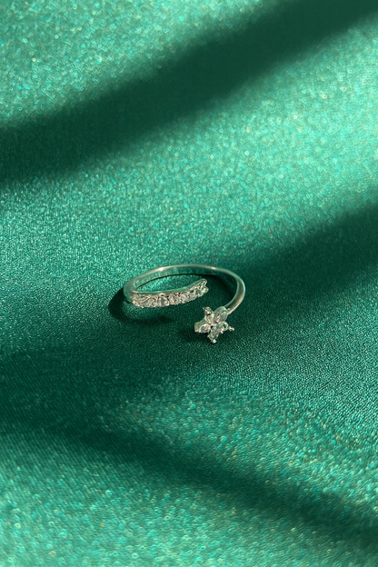 Jewello fancy oxidizes silver floral design with a studded American diamond Adjustable finger ring for the women and girls.