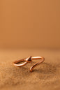 Jewello fancy rose gold plated Adjustable finger ring for women and girls.