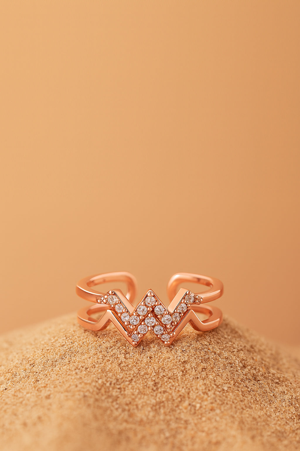 Jewello charming rose gold plated and studded American diamond Adjustable finger ring for women and girls.