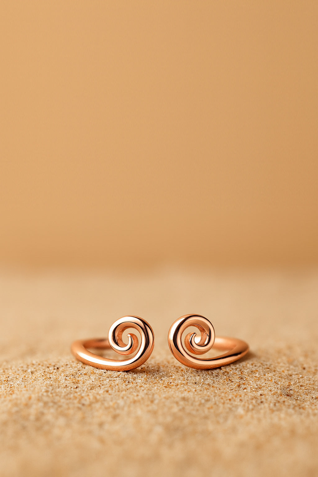 Jewello latest design rose gold plated Adjustable finger ring for women and girls.