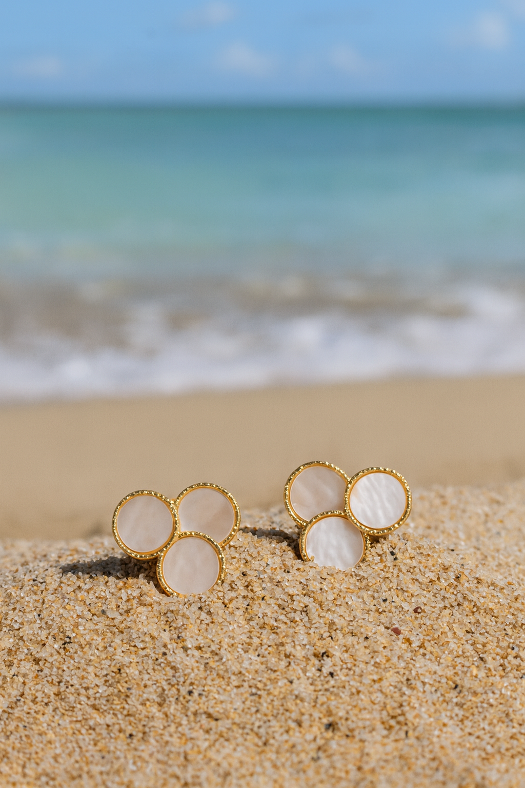 Jewello stylish gold-plated circle design with light pink stone stud dainty Korean earring for women and girls.