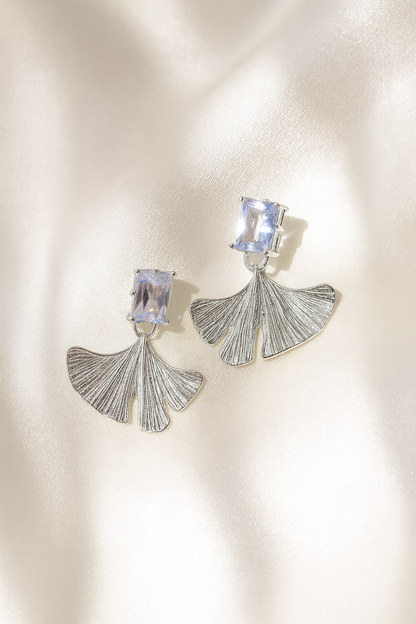Jewello delicate silver plated and stud white shimmering stone stud anti tarnish Korean earring for women and girls.