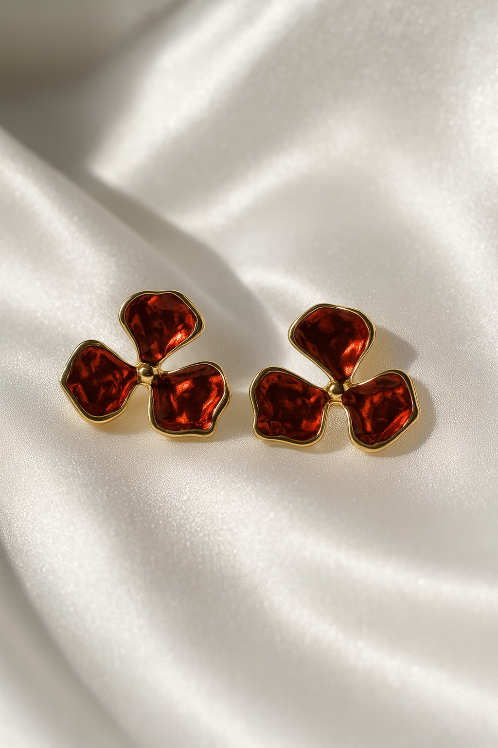 Jewello fashionable flower design with brown stone stud anti tarnish dainty Korean earring for women and girls.