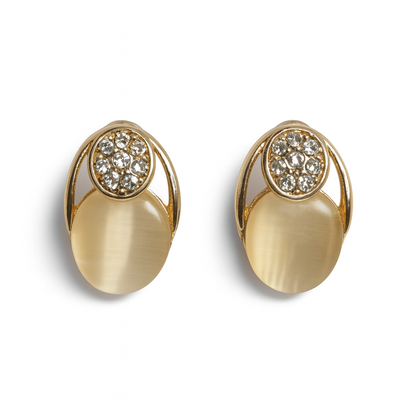 Jewello trendy gold-plated oval shape design with white stone stud chain pendant set for women and girls.
