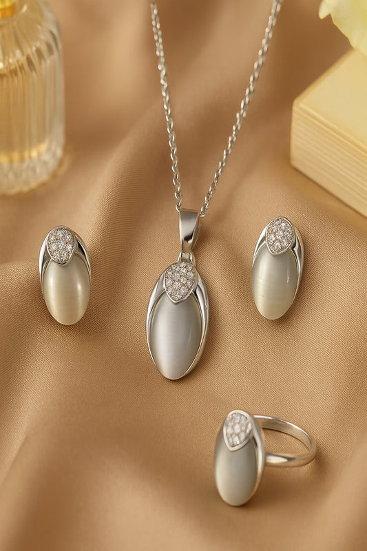 Jewello fashionable silver-plated oval design with shimmering white stone stud chain pendant set for women and girls.