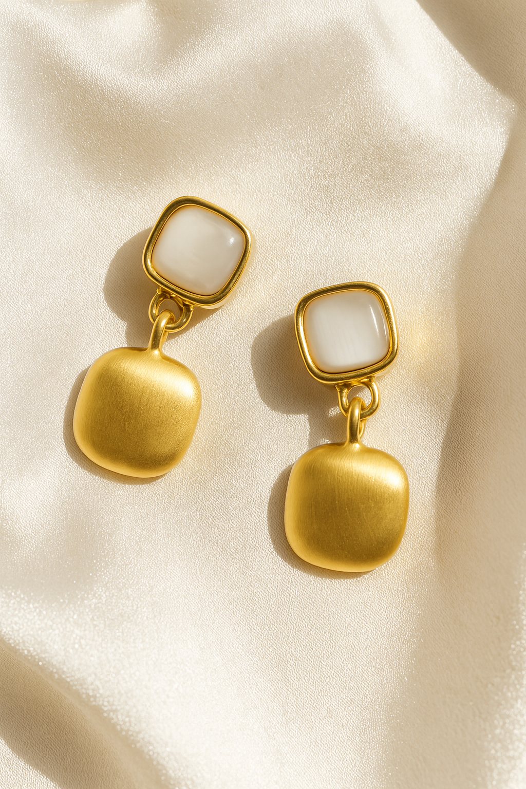 Jewello sterling gold plated anti tarnish Korean earring for women and girls.