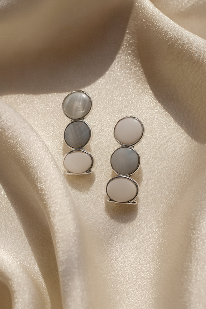 Jewello stylish sterling ring designer anti tarnish Korean earring for women and girls.