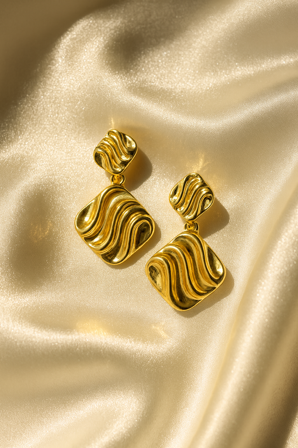 Jewello fancy gold plated anti tarnish Korean earring for women and girls.