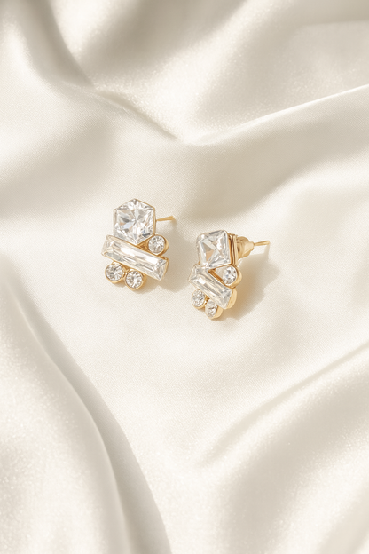 Jewello fashionable sterling gold plated Anti tarnish Korean Earrings for women and girls.