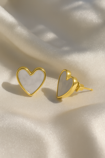 Jewello delicate sterling gold plated dainty hear design anti tarnish Korean earring for women and girls.