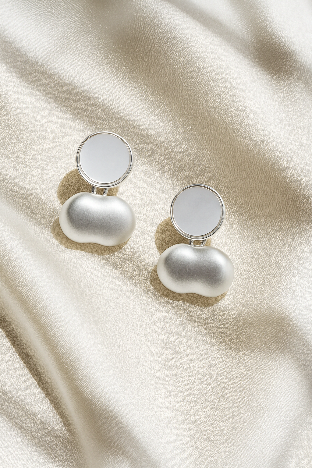 Jewello fancy silver plated anti tarnish dangle Korean earring for women and girls.