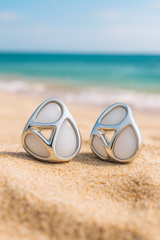Jewello delicate fancy silver plated dainty triangle design anti tarnish Korean earring for women and girls.